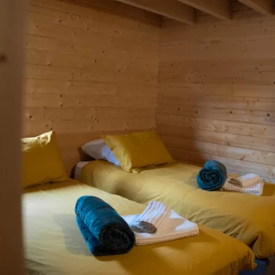 Chambre avec lits